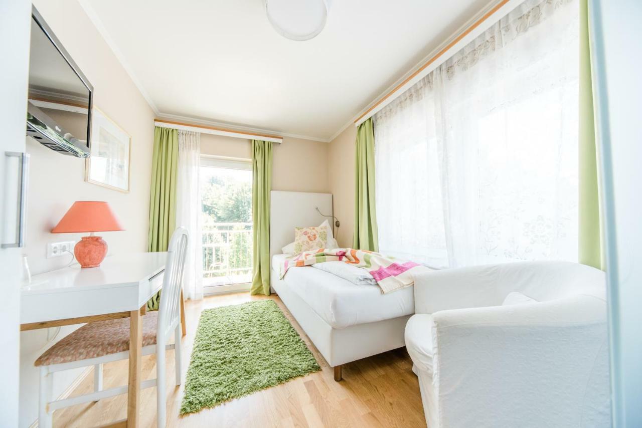 Hotel St. Hubertushof 바트글레이첸베르그 외부 사진