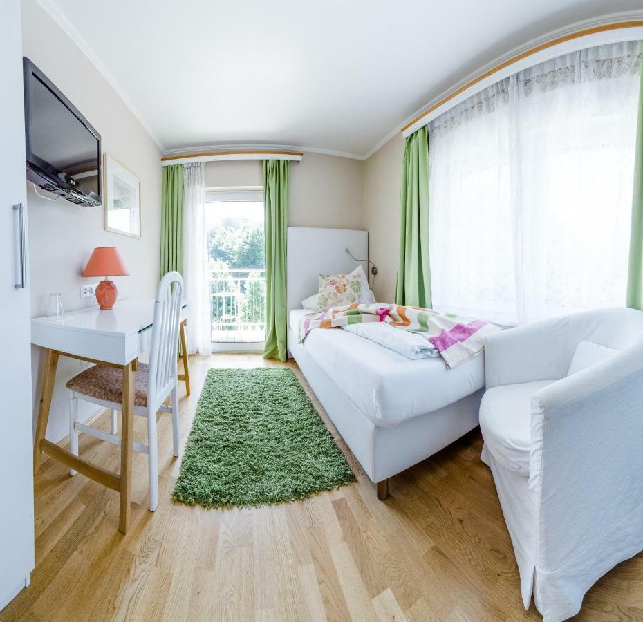 Hotel St. Hubertushof 바트글레이첸베르그 외부 사진